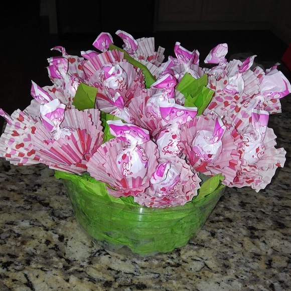 Meet your Posher, Ebony - Picture 1 of 1